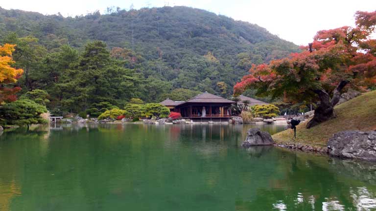 The lake at Ritsurin Gardens The lake at Ritsurin Gardens